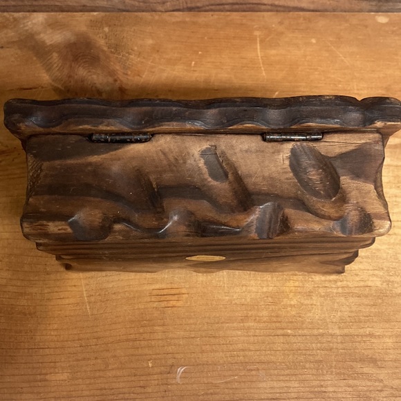 Ornately Carved Hand Crafted Wooden Box Made in Spain - Picture 7 of 10